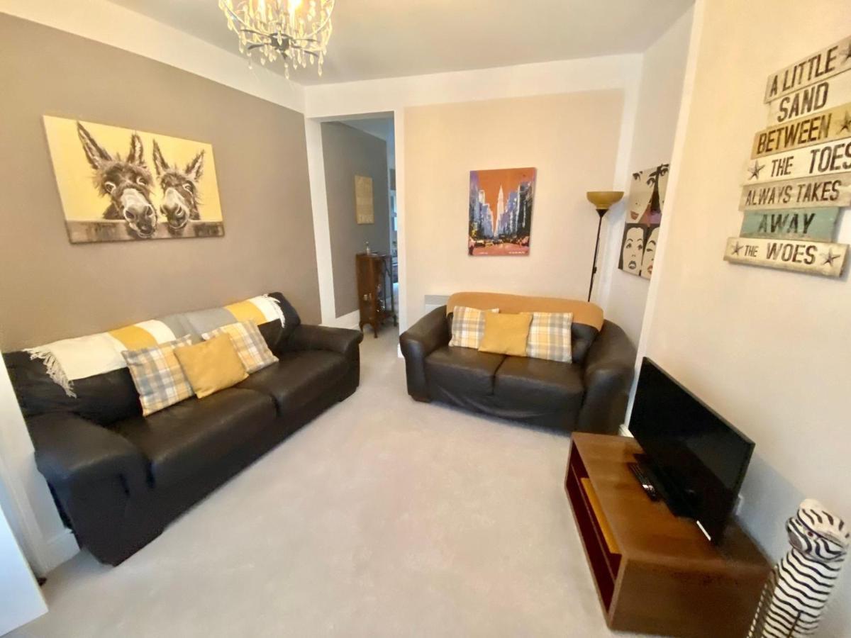 Blackpool Abode - The Buttercup Suite Buitenkant foto