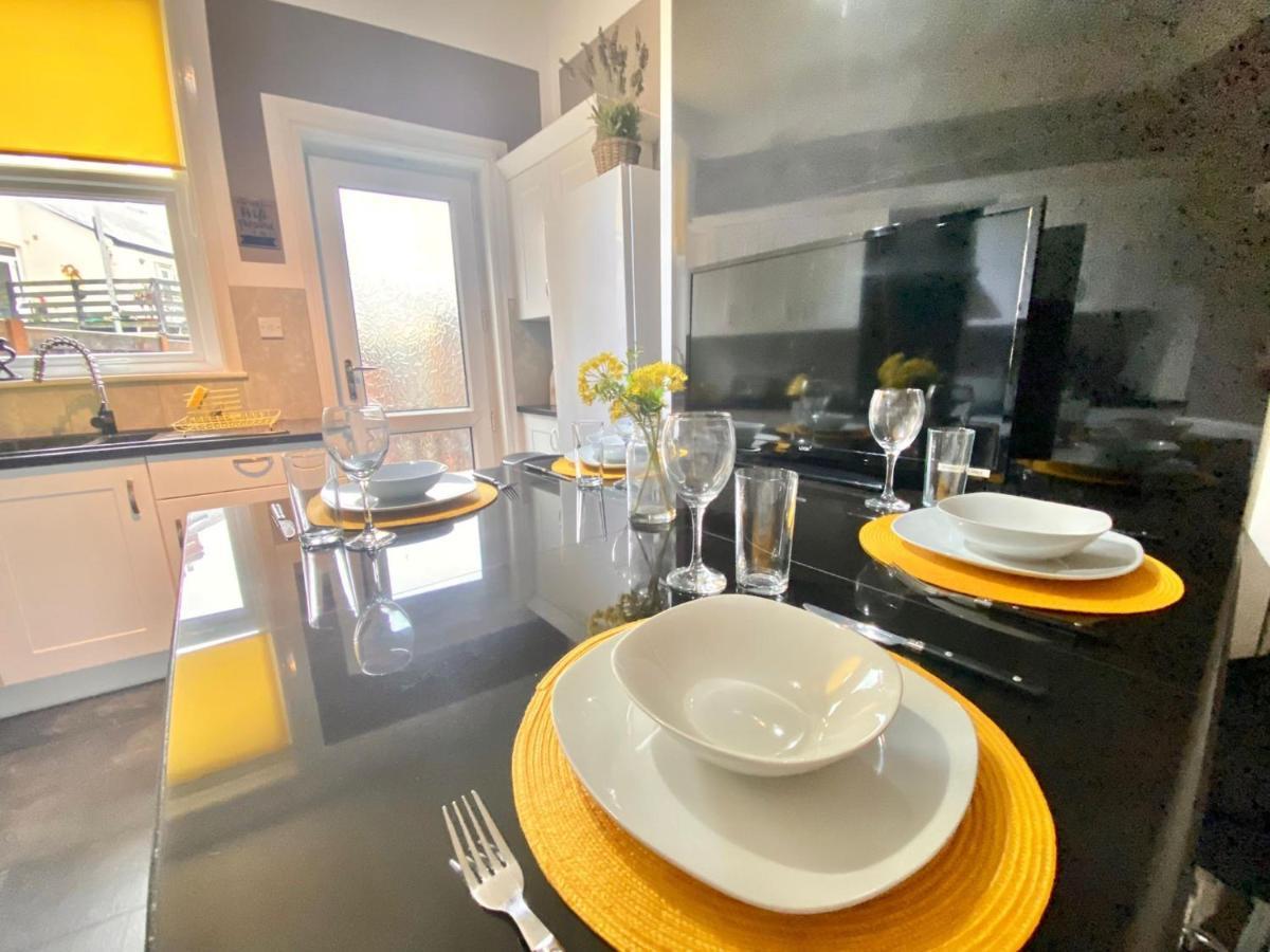 Blackpool Abode - The Buttercup Suite Buitenkant foto
